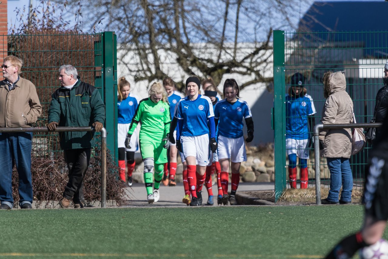 Bild 111 - B-Juniorinnen Halbfinale SVHU - Holstein Kiel : Ergebnis: 3:0